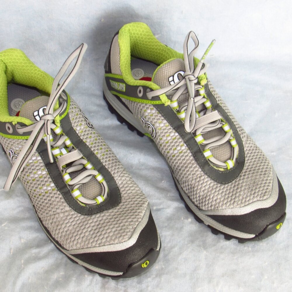 Pearl Izumi “X-Alp Seek 5730” Women’s Mountain Bike Shoes – US Size 8 (See Note)